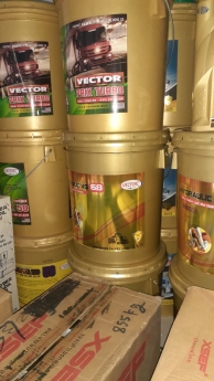 Kinh nghiệm lựa chọn dầu nhớt thủy lực (nhớt 10) chính hãng