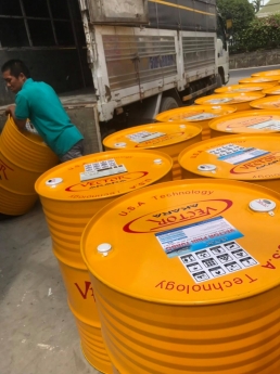 Kinh nghiệm lựa chọn dầu nhớt thủy lực (nhớt 10) chính hãng