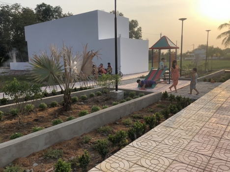 Bán nhà 1 trệt 1 lầu sau chợ Bình Chánh giá 2 tỷ