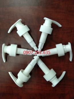 nhập khẩu vòi bơm gia công hdpe