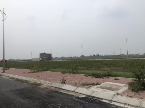 bán đất cạnh nhà văn hóa tiên lữ