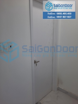 Cửa gỗ nhựa cao cấp Saigondoor siêu chống nước