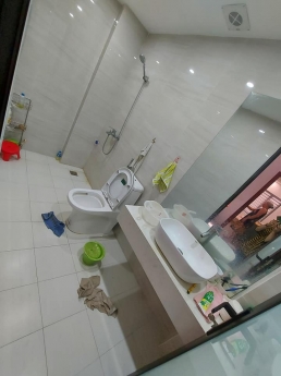 Bán nhà Phố Vọng xây mới 32m x 5 tầng sát ĐH KTQD