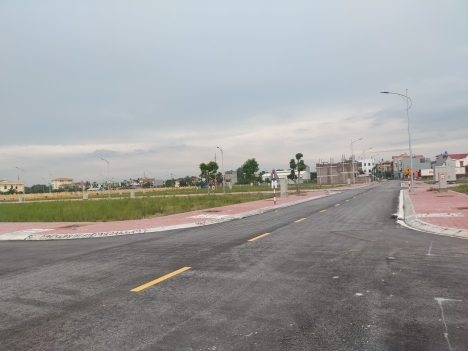 BÁN ĐẤT SỔ ĐỎ PHỐ GIÁC 211111111111111111