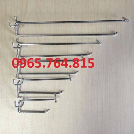 Tấm tôn trang trí nhà cửa, shop trưng bày + móc treo phụ kiện