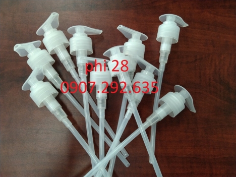 Công ty Vương Ngọc chuyên nhập khẩu vòi bơm từ chất liệu nhựa hdpe,pe,pp