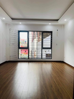 Nhỉnh 3 tỷ nhà Phố Minh Khai – Mai Động