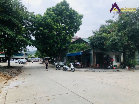 Lô góc ngã ba Bế Văn Đàn - Phạm Ngọc Thạch. Gần ngay chợ Kim tân