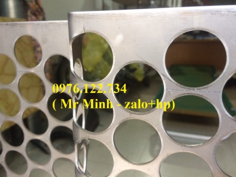 Minh Quang cung cấp tôn đột lỗ, tôn mạ kẽm đột lỗ