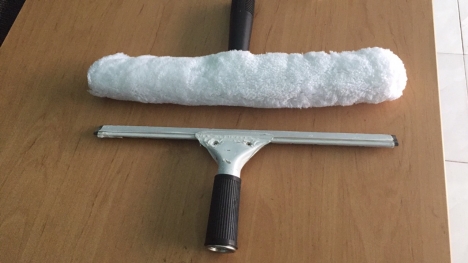 Gạt chữ T bông thỏ