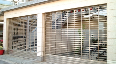 Làm thêm khoá cửa cuốn quận Tân Phú TPHCM