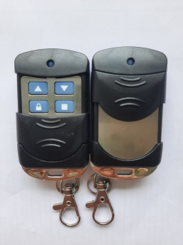 Làm  thêm khóa cửa cuốn quận Tân Phú