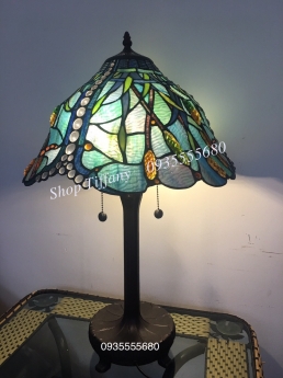 Giao lưu vài mẫu đèn bàn tiffany hoa lau đa sắc