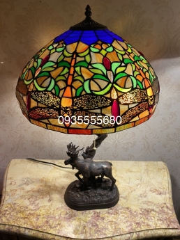 Giao lưu đôi đèn tiffany hươu hoạ tiết chuồn chuồn