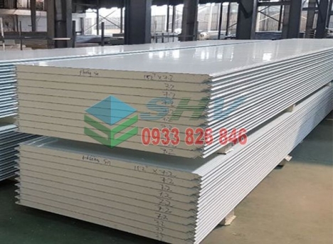 Tôn Panel Pu Phẳng Dày 75MM