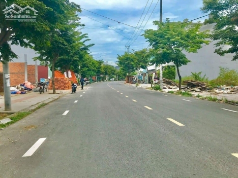 Bà con ơi đất nhà vườn tuyệt vời 850m2, gá 7xx triệu. Gần trung tâm hành chính Hòa Vang 5 phút đi