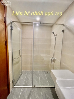 Bán Căn hộ view bể bơi nhìn mặt đường