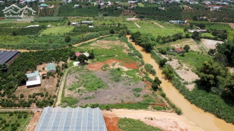 BÁN ĐẤT THỊ TRẤN NAM BAN CÁCH ĐÀ LẠT 15KM - ÔM SUỐI THỔ CƯ SỔ RIÊNG