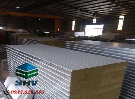 Tôn Vách Panel Rockwool Sóng Gân Dày 100MM