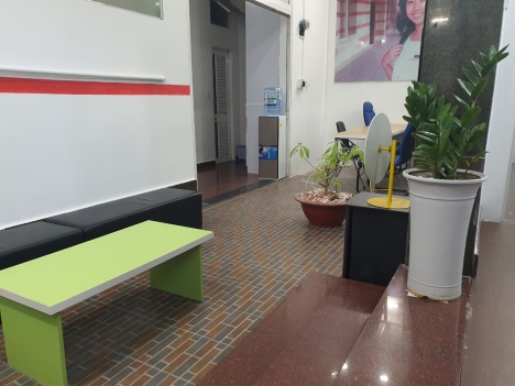 Cho thuê Văn phòng mặt tiền tòa nhà VAE Quận Tân Phú, có hầm để xe, thang máy, bảo vệ, DV vệ sinh