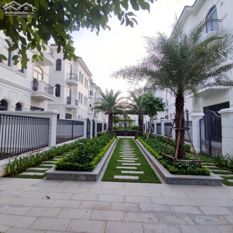 Cần bán gấp căn Vip song lập Hướng Dương Vinhomes Star City view bể bơi quà tặng 275 tr, CK tới 10%
