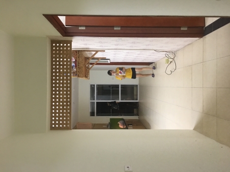 Cho thuê căn hộ chung cư X2 Mỹ Đình: 2 PN - 2 ĐH, 2P. VS - 2NL, PK - Bếp, DT: 63m2 LH: 0915922693