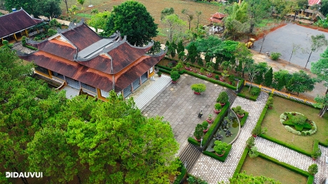 Đất mặt tiền cách đường chính 300m diện tích 175m2 giá 950 triệu