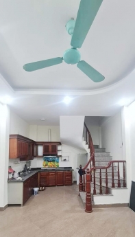 Bán gấp nhà Ngõ Gốc Đề 45mx5T giá chốt 3 tỷ 200tr