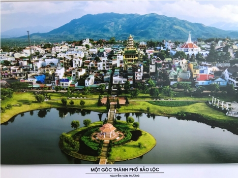 Đất mặt tiền cách đường chính 300m diện tích 175m2 giá 950 triệu