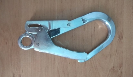 Móc lớn leo cao, liên kết đu dây an toàn