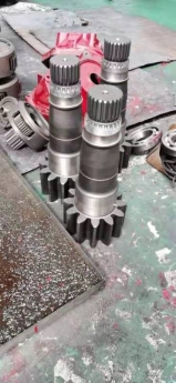 Nhân sản xuất vòng rèn, bánh răng cưa, trục bậc nhất, vành khuyên rèn, trục rèn giá trực tiếp nhà má
