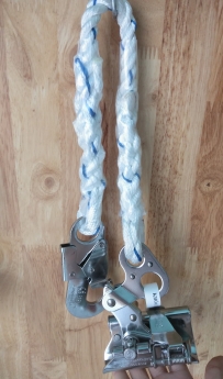 Khóa an toàn cứu sinh