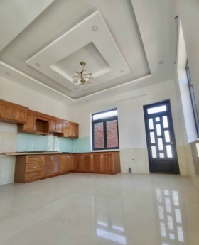 Nhà phố thương mại siêu rẻ,sổ hoàn công.Chỉ cần 990triệu là sở hữu ngay