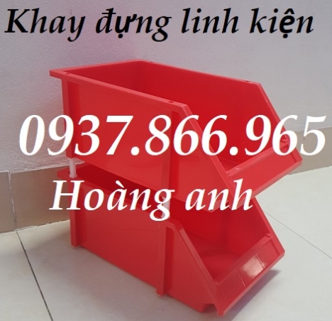 Kệ dùng trong nhà máy sản xuất linh kiện, kệ dụng cụ, khay nhựa xếp tầng, kệ nhựa vát 1 đầu xếp chồn