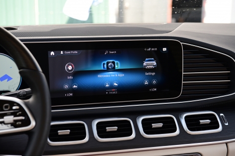 Mercedes GLS450 nhập khẩu mới 2021, chính hãng, giá tốt giao xe ngay
