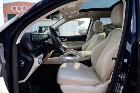Mercedes GLS450 nhập khẩu mới 2021, chính hãng, giá tốt giao xe ngay