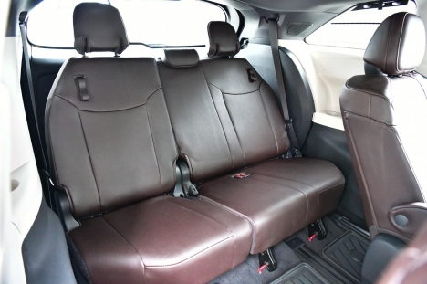 Toyota SIENNA 7 chỗ đời 2021, nhập khầu mới chính hãng, giá tốt xe giao ngay