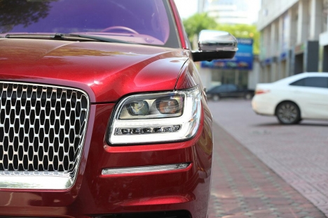 Khủng Long Lincoln Navigator Black Label 2021, nhập chính hãng