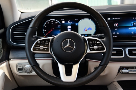 Mercedes GLS450 nhập khẩu mới 2021, chính hãng, giá tốt giao xe ngay
