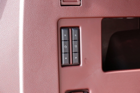 Khủng Long Lincoln Navigator Black Label 2021, nhập chính hãng