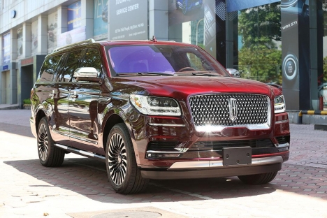 Khủng Long Lincoln Navigator Black Label 2021, nhập chính hãng