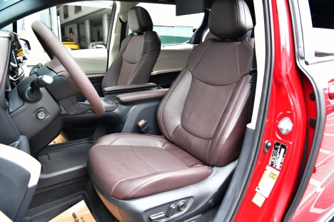 Toyota SIENNA 7 chỗ đời 2021, nhập khầu mới chính hãng, giá tốt xe giao ngay