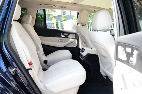 Mercedes GLS450 nhập khẩu mới 2021, chính hãng, giá tốt giao xe ngay