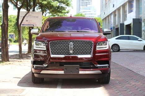 Khủng Long Lincoln Navigator Black Label 2021, nhập chính hãng