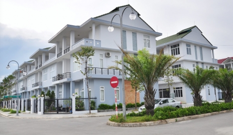 BÁN NHÀ PHỐ TRUNG TÂM  - TP HUẾ