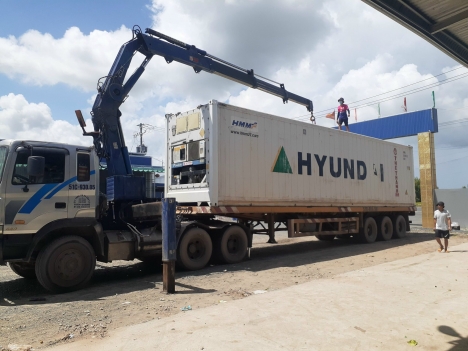 Bán container lạnh giá mềm zin 0909 588 357