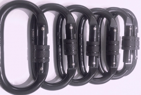 Móc chữ D liên kết khi đu dây