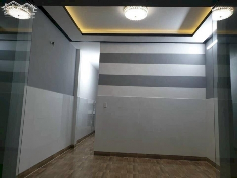Cho thuê nhà 4 phòng ngủ . giá 9tr/th Lê Hồng Phong . Phú Hòa. Thủ Dầu Một