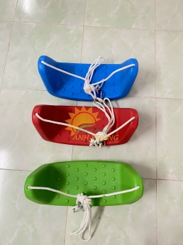 GHẾ NGỒI XÍCH ĐU