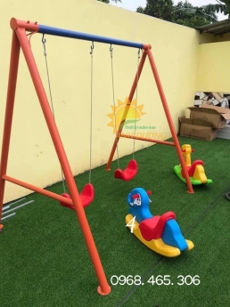 GHẾ NGỒI XÍCH ĐU